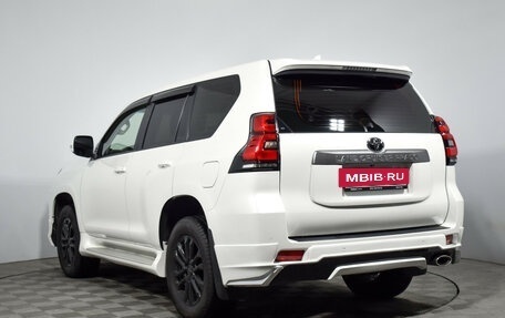 Toyota Land Cruiser Prado 150 рестайлинг 2, 2019 год, 4 502 000 рублей, 7 фотография