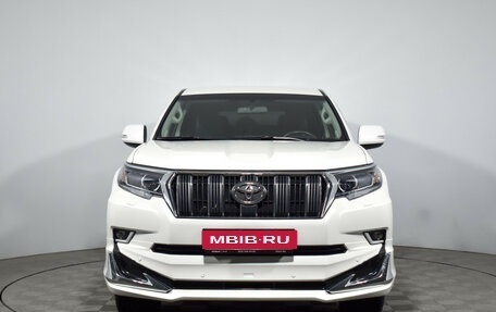 Toyota Land Cruiser Prado 150 рестайлинг 2, 2019 год, 4 502 000 рублей, 2 фотография