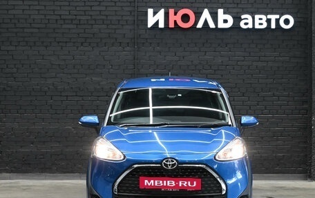 Toyota Sienta II, 2019 год, 1 460 000 рублей, 2 фотография