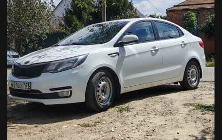 KIA Rio III рестайлинг, 2016 год, 880 000 рублей, 3 фотография