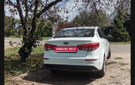 KIA Rio III рестайлинг, 2016 год, 880 000 рублей, 12 фотография