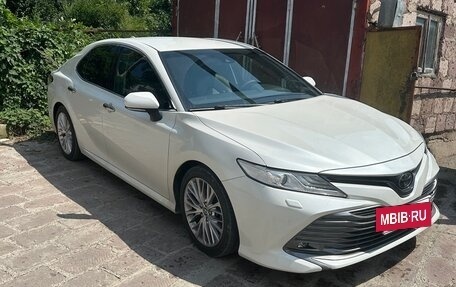 Toyota Camry, 2020 год, 3 130 000 рублей, 3 фотография