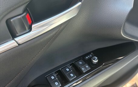 Toyota Camry, 2020 год, 3 130 000 рублей, 9 фотография