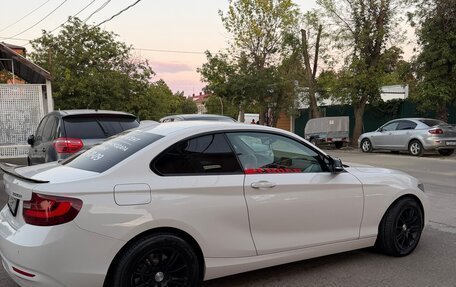 BMW 2 серия F22, 2014 год, 1 750 000 рублей, 2 фотография