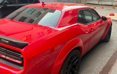Dodge Challenger III рестайлинг 2, 2016 год, 6 000 000 рублей, 7 фотография