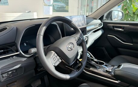 Toyota Highlander, 2026 год, 5 650 000 рублей, 8 фотография