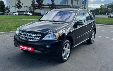 Mercedes-Benz M-Класс, 2008 год, 2 300 000 рублей, 1 фотография