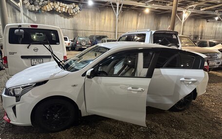 KIA Rio IV, 2021 год, 1 450 000 рублей, 2 фотография