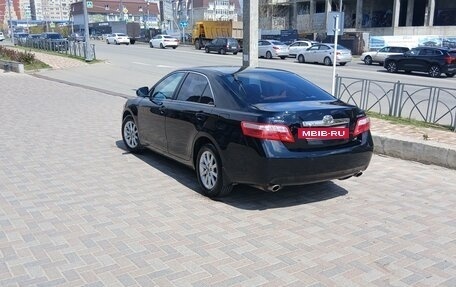 Toyota Camry, 2011 год, 1 350 000 рублей, 2 фотография
