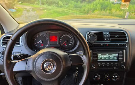 Volkswagen Polo VI (EU Market), 2012 год, 815 000 рублей, 11 фотография