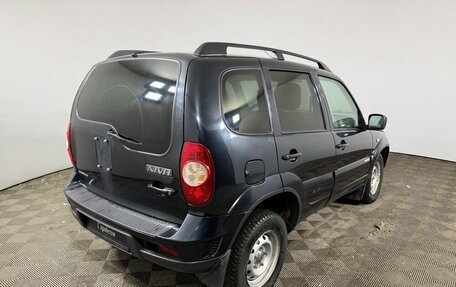 Chevrolet Niva I рестайлинг, 2017 год, 495 000 рублей, 4 фотография