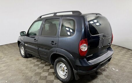 Chevrolet Niva I рестайлинг, 2017 год, 495 000 рублей, 2 фотография