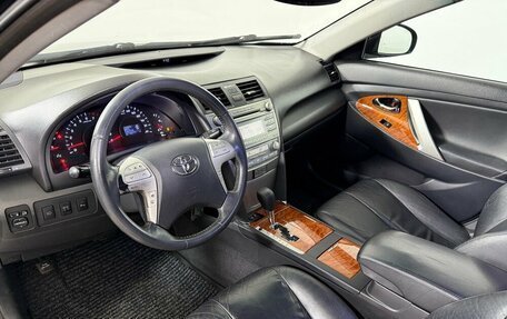 Toyota Camry, 2010 год, 830 000 рублей, 9 фотография