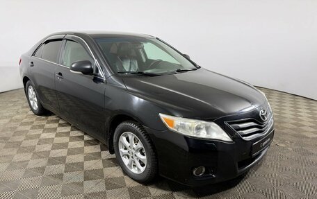 Toyota Camry, 2010 год, 830 000 рублей, 3 фотография