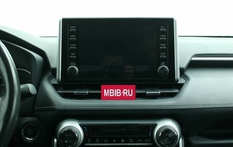 Toyota RAV4, 2020 год, 3 745 000 рублей, 17 фотография