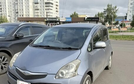 Toyota Ractis I, 2010 год, 750 000 рублей, 1 фотография
