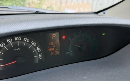 Toyota Ractis I, 2010 год, 750 000 рублей, 5 фотография