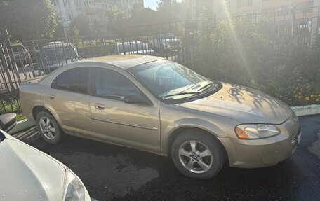 Dodge Stratus II, 2002 год, 195 000 рублей, 2 фотография