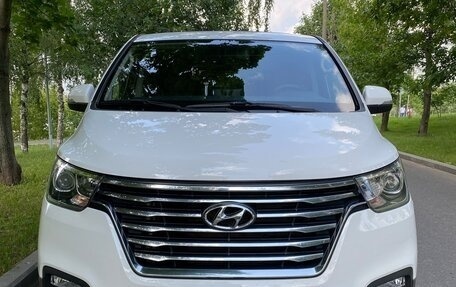 Hyundai Grand Starex Grand Starex I рестайлинг 2, 2020 год, 3 фотография