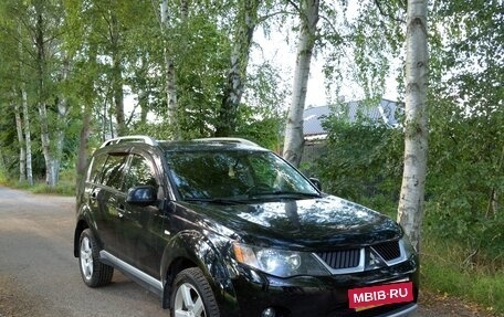 Mitsubishi Outlander III рестайлинг 3, 2008 год, 920 000 рублей, 1 фотография
