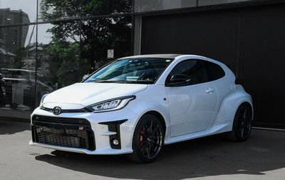 Toyota Yaris, 2022 год, 3 500 000 рублей, 1 фотография