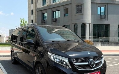 Mercedes-Benz V-Класс, 2016 год, 4 490 000 рублей, 1 фотография