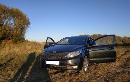 KIA Rio III рестайлинг, 2015 год, 800 000 рублей, 2 фотография