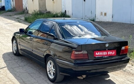 BMW 3 серия, 1995 год, 295 000 рублей, 3 фотография
