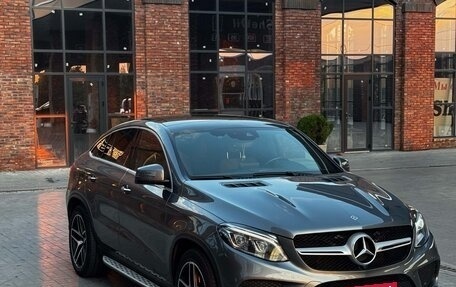 Mercedes-Benz GLE Coupe, 2017 год, 3 350 000 рублей, 2 фотография