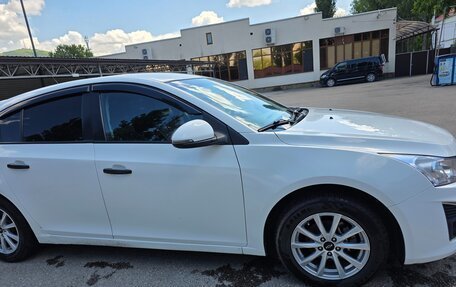 Chevrolet Cruze II, 2014 год, 800 000 рублей, 17 фотография