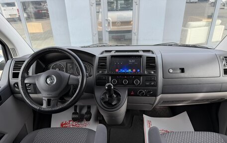 Volkswagen Transporter T5 рестайлинг, 2011 год, 1 490 000 рублей, 7 фотография