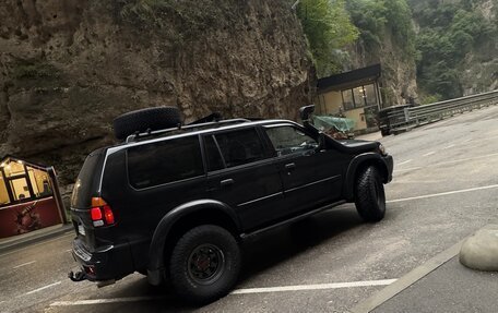 Mitsubishi Montero Sport, 2002 год, 1 100 000 рублей, 2 фотография
