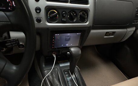 Mitsubishi Montero Sport, 2002 год, 1 100 000 рублей, 16 фотография