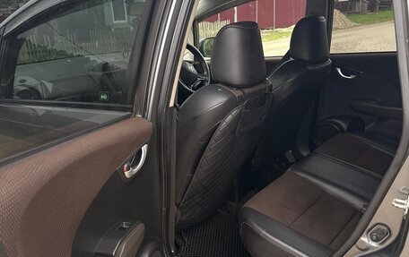 Honda Fit III, 2011 год, 950 000 рублей, 7 фотография