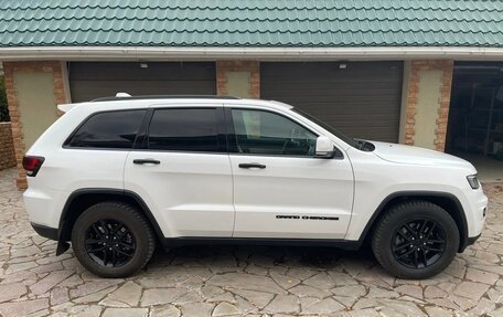 Jeep Grand Cherokee, 2017 год, 3 450 000 рублей, 2 фотография