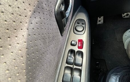 Lexus IS II рестайлинг 2, 1999 год, 690 000 рублей, 15 фотография
