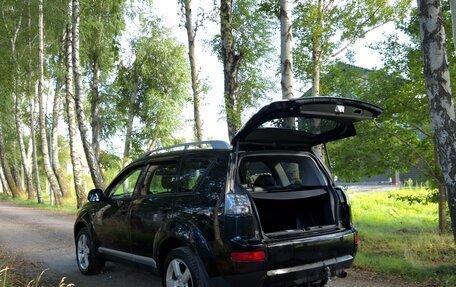 Mitsubishi Outlander III рестайлинг 3, 2008 год, 920 000 рублей, 6 фотография
