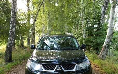 Mitsubishi Outlander III рестайлинг 3, 2008 год, 920 000 рублей, 3 фотография