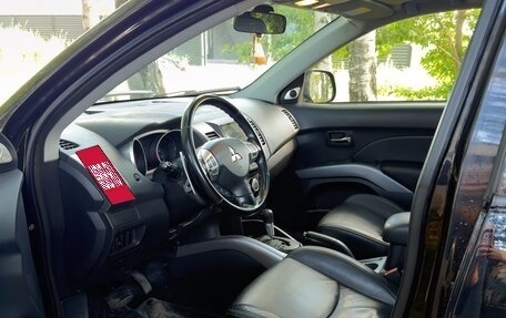 Mitsubishi Outlander III рестайлинг 3, 2008 год, 920 000 рублей, 10 фотография