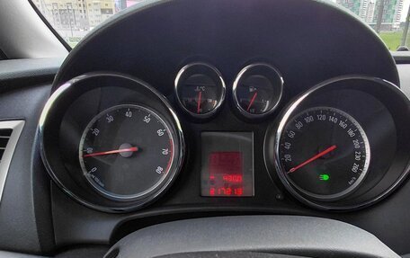 Opel Astra J, 2010 год, 657 000 рублей, 12 фотография