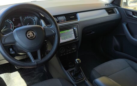 Skoda Rapid I, 2017 год, 1 100 000 рублей, 8 фотография