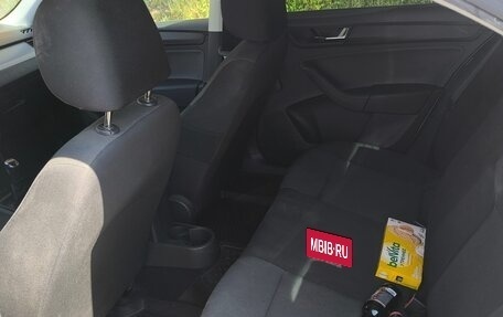 Skoda Rapid I, 2017 год, 1 100 000 рублей, 9 фотография