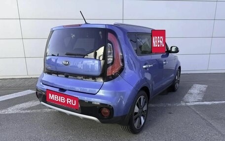 KIA Soul II рестайлинг, 2018 год, 1 549 000 рублей, 5 фотография