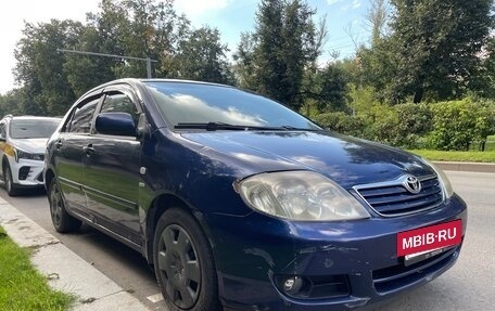 Toyota Corolla, 2004 год, 275 000 рублей, 2 фотография