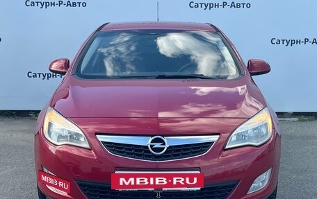 Opel Astra J, 2010 год, 400 000 рублей, 2 фотография