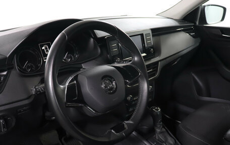 Skoda Rapid II, 2021 год, 1 735 000 рублей, 13 фотография