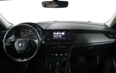 Skoda Rapid II, 2021 год, 1 735 000 рублей, 12 фотография