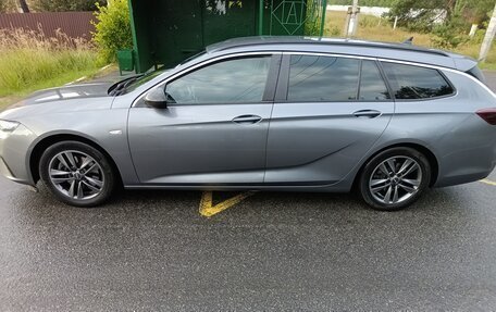 Opel Insignia II рестайлинг, 2021 год, 1 700 000 рублей, 2 фотография