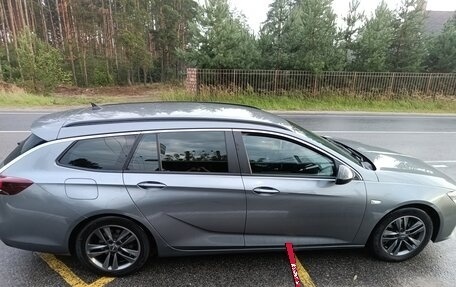 Opel Insignia II рестайлинг, 2021 год, 1 700 000 рублей, 3 фотография
