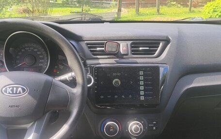 KIA Rio III рестайлинг, 2012 год, 900 000 рублей, 5 фотография
